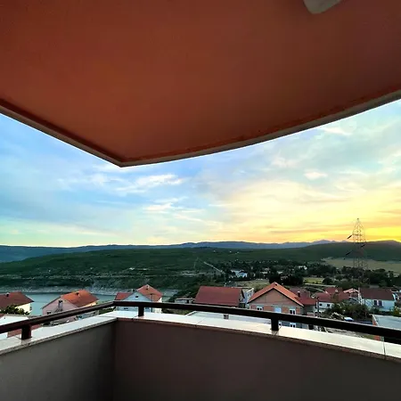 Luxe Vujovic Bileća
