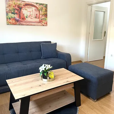 Luxe Vujovic * Bileća
